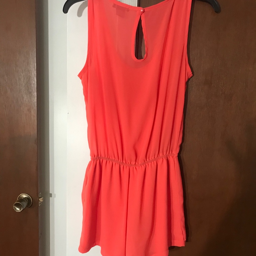 Romper - Picture 2 of 3